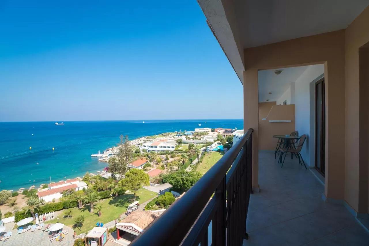 Helea Lifestyle Beach Resort Kallithea  Bagian luar foto View from a balcony
