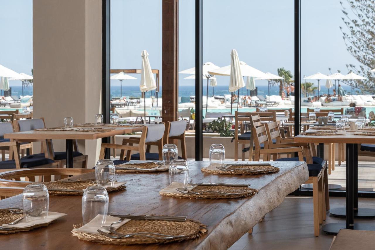 Helea Lifestyle Beach Resort Kallithea  Bagian luar foto Restaurant