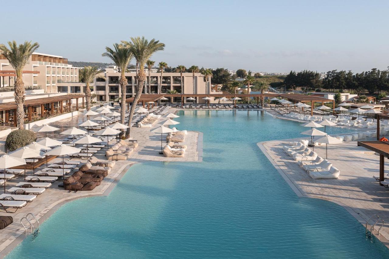 Helea Lifestyle Beach Resort Kallithea  Bagian luar foto The resort's main pool