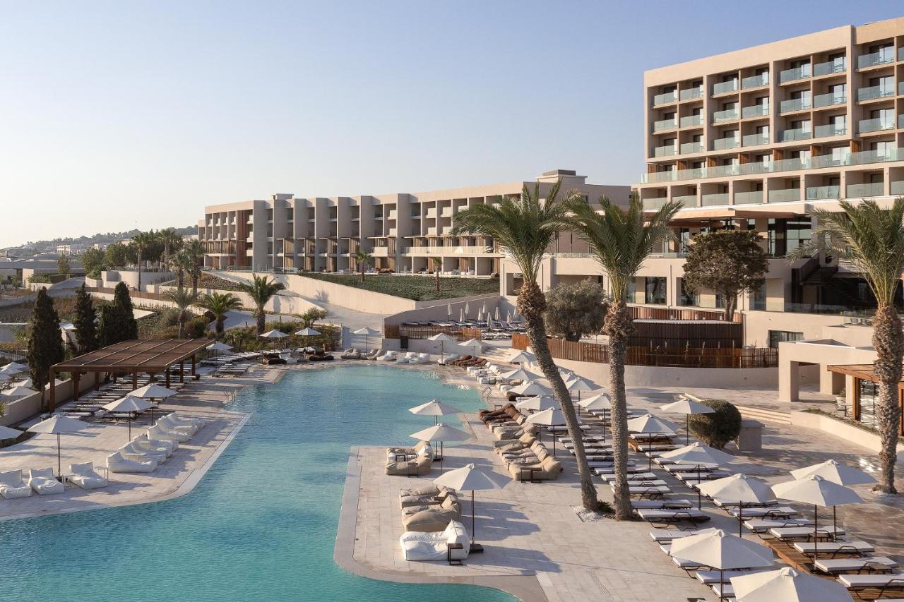 Helea Lifestyle Beach Resort Kallithea  Bagian luar foto The Westin Resort Marina El Alamein