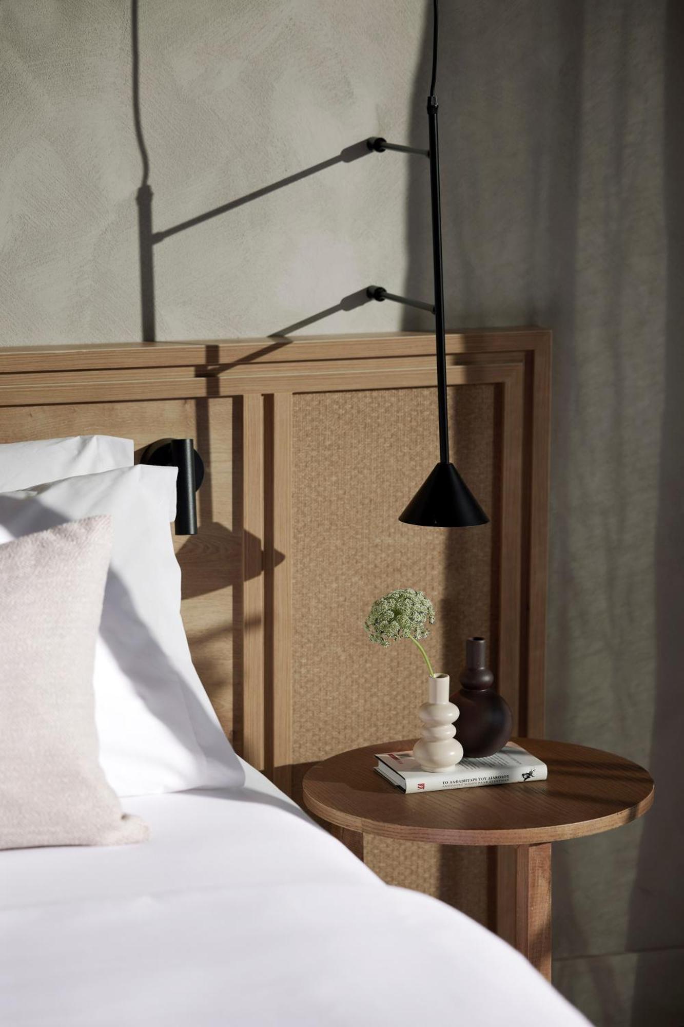 Helea Lifestyle Beach Resort Kallithea  Bagian luar foto A wall light